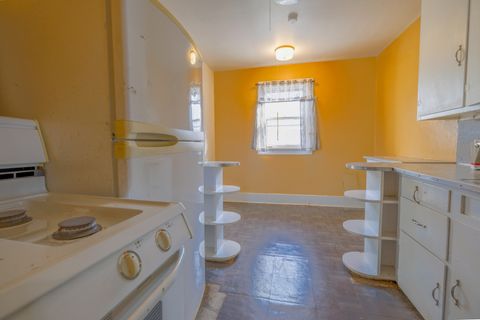 Tiny photo for 709 Pennsylvania Avenue, Mendota, IL 61342 (MLS # 12556291)