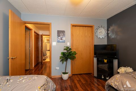 Tiny photo for Crestwood, IL 60418 (MLS # 12530525)