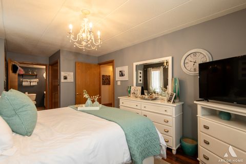 Tiny photo for Crestwood, IL 60418 (MLS # 12530525)