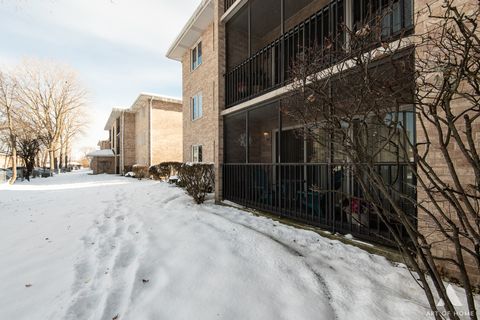 Tiny photo for Crestwood, IL 60418 (MLS # 12530525)