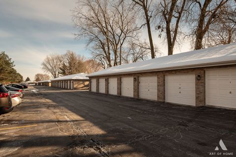 Tiny photo for Crestwood, IL 60418 (MLS # 12530525)