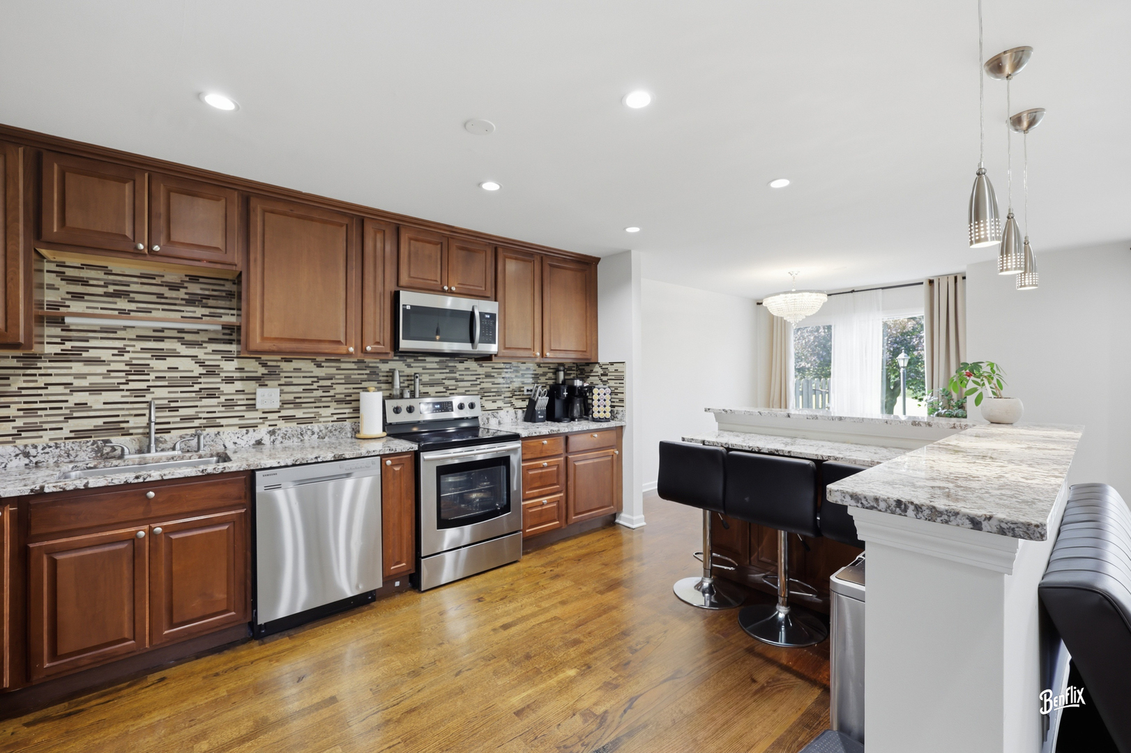 686 MALLARD Lane