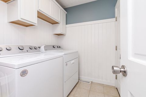 Tiny photo for 3304 Barrington Road, Bloomington, IL 61704 (MLS # 12582170)