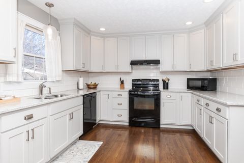 Tiny photo for 3304 Barrington Road, Bloomington, IL 61704 (MLS # 12582170)