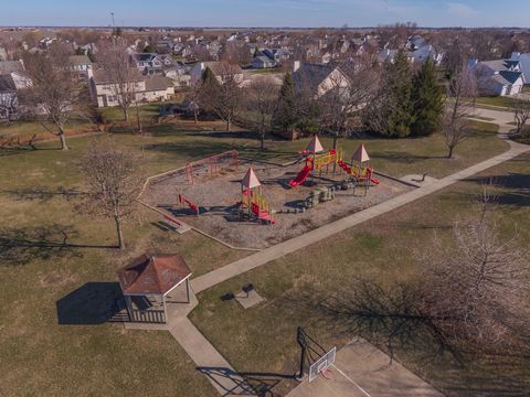 Tiny photo for 3304 Barrington Road, Bloomington, IL 61704 (MLS # 12582170)