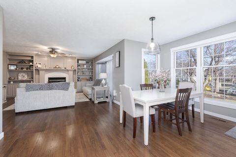 Tiny photo for 3304 Barrington Road, Bloomington, IL 61704 (MLS # 12582170)