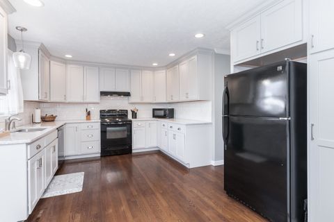 Tiny photo for 3304 Barrington Road, Bloomington, IL 61704 (MLS # 12582170)