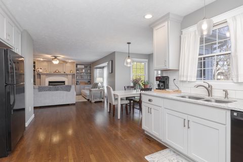 Tiny photo for 3304 Barrington Road, Bloomington, IL 61704 (MLS # 12582170)