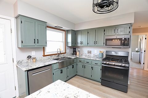 Tiny photo for 100 Lee Street, Manhattan, IL 60442 (MLS # 12580430)