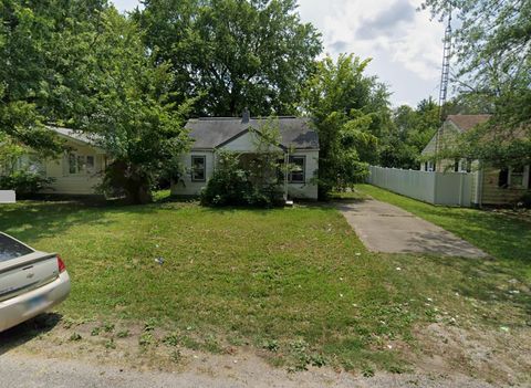 Tiny photo for 1557 W Center Street, Decatur, IL 62526 (MLS # 12558824)