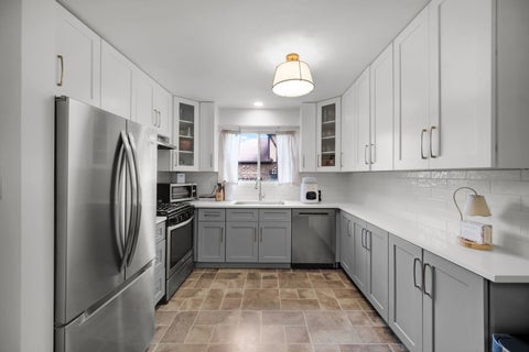 Tiny photo for 1651 Dover Court #A, Wheaton, IL 60189 (MLS # 12709037)