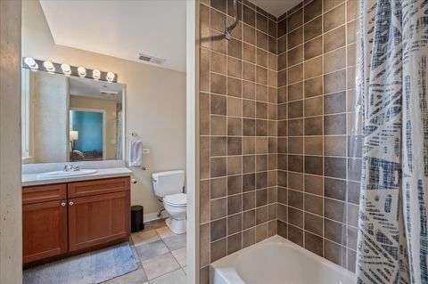 Tiny photo for 811 W 15th Place #708, Chicago, IL 60608 (MLS # 12511354)