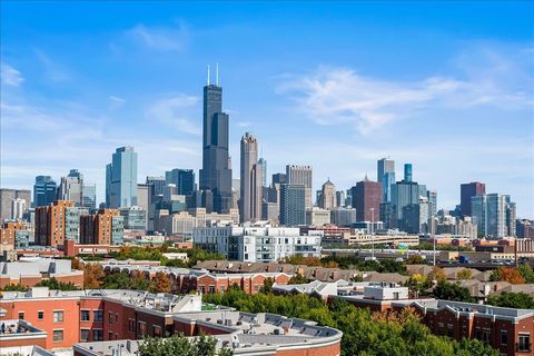 Tiny photo for 811 W 15th Place #708, Chicago, IL 60608 (MLS # 12511354)