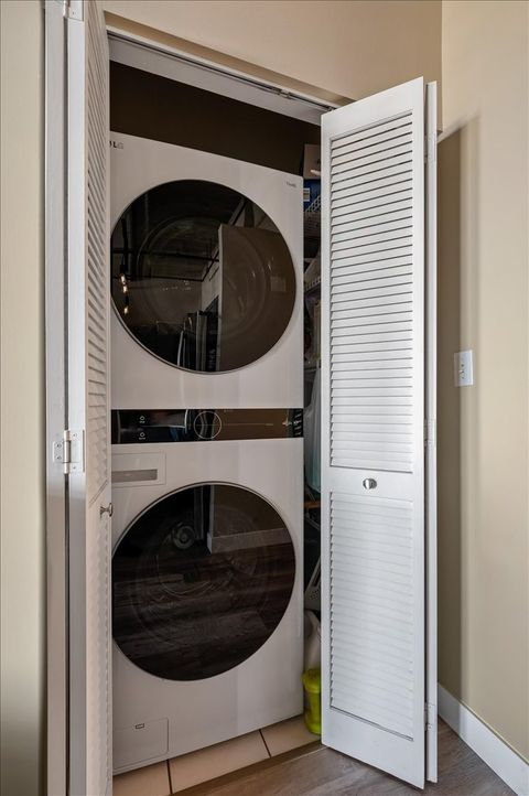 Tiny photo for 811 W 15th Place #708, Chicago, IL 60608 (MLS # 12511354)