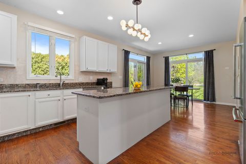 Tiny photo for 2890 Daulton Drive, Buffalo Grove, IL 60089 (MLS # 12621657)