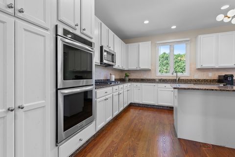 Tiny photo for 2890 Daulton Drive, Buffalo Grove, IL 60089 (MLS # 12621657)