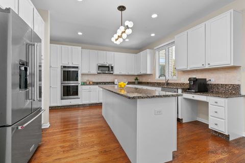 Tiny photo for 2890 Daulton Drive, Buffalo Grove, IL 60089 (MLS # 12621657)