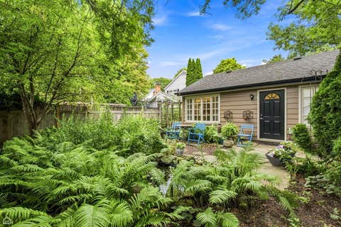 Tiny photo for 901 Cherokee Road, Wilmette, IL 60091 (MLS # 12732318)