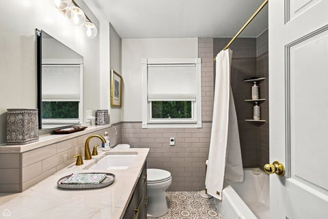 Tiny photo for 901 Cherokee Road, Wilmette, IL 60091 (MLS # 12732318)