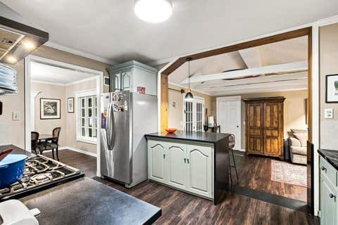 Tiny photo for 901 Cherokee Road, Wilmette, IL 60091 (MLS # 12732318)