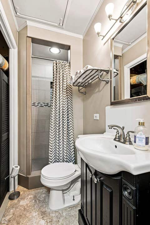 Tiny photo for 901 Cherokee Road, Wilmette, IL 60091 (MLS # 12732318)