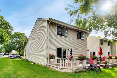 Tiny photo for 1720 E Shannon Lane #6, Palatine, IL 60074 (MLS # 12772177)
