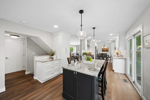 Tiny photo for 5S742 Meadow Lake Drive, Naperville, IL 60540 (MLS # 12632258)