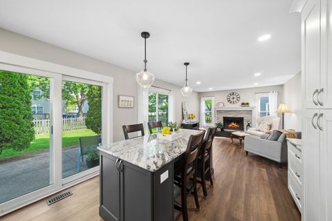 Tiny photo for 5S742 Meadow Lake Drive, Naperville, IL 60540 (MLS # 12632258)