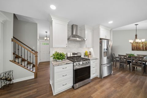 Tiny photo for 5S742 Meadow Lake Drive, Naperville, IL 60540 (MLS # 12632258)