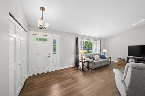 Tiny photo for 5S742 Meadow Lake Drive, Naperville, IL 60540 (MLS # 12632258)
