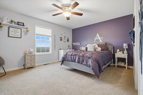 Tiny photo for 1529 Stoneroller Circle, Bloomington, IL 61705 (MLS # 12552464)