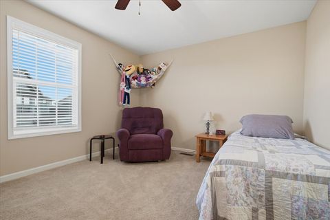 Tiny photo for 1529 Stoneroller Circle, Bloomington, IL 61705 (MLS # 12552464)