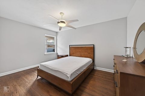 Tiny photo for 221 E Grantley Avenue, Elmhurst, IL 60126 (MLS # 12609510)