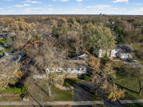 Tiny photo for 1323 S Roselle Road, Schaumburg, IL 60193 (MLS # 12554029)