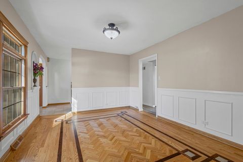 Tiny photo for 1323 S Roselle Road, Schaumburg, IL 60193 (MLS # 12554029)