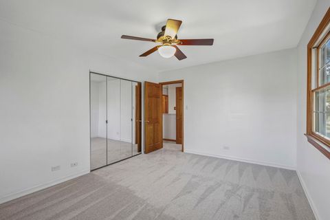 Tiny photo for 1323 S Roselle Road, Schaumburg, IL 60193 (MLS # 12554029)