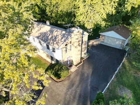 Tiny photo for 1323 S Roselle Road, Schaumburg, IL 60193 (MLS # 12554029)