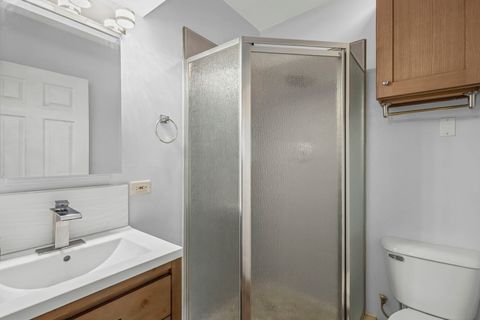 Tiny photo for 1323 S Roselle Road, Schaumburg, IL 60193 (MLS # 12554029)