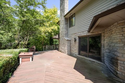 Tiny photo for 4 Keri Lane, Burr Ridge, IL 60527 (MLS # 12422000)