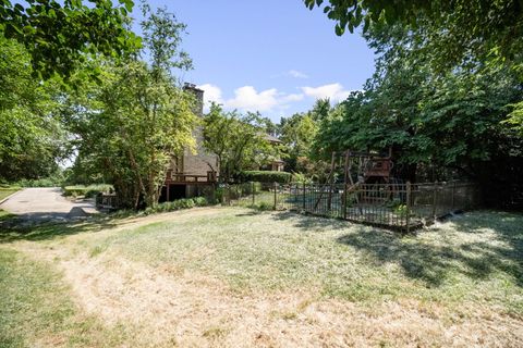 Tiny photo for 4 Keri Lane, Burr Ridge, IL 60527 (MLS # 12422000)