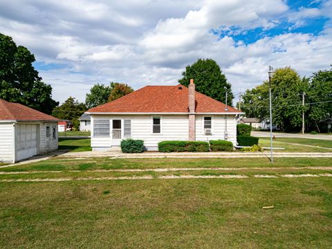 Tiny photo for 830 N Taylor Street, Marengo, IL 60152 (MLS # 12435008)