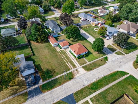 Tiny photo for 830 N Taylor Street, Marengo, IL 60152 (MLS # 12435008)