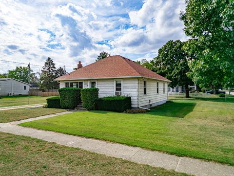 Tiny photo for 830 N Taylor Street, Marengo, IL 60152 (MLS # 12435008)