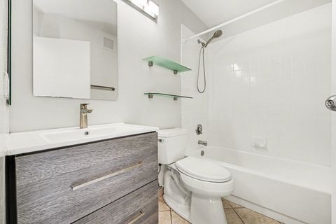 Tiny photo for 3660 N Lake Shore Drive #915, Chicago, IL 60613 (MLS # 12550505)