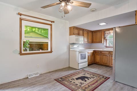 Tiny photo for 4715 Cleveland Avenue, Rockford, IL 61108 (MLS # 12739678)