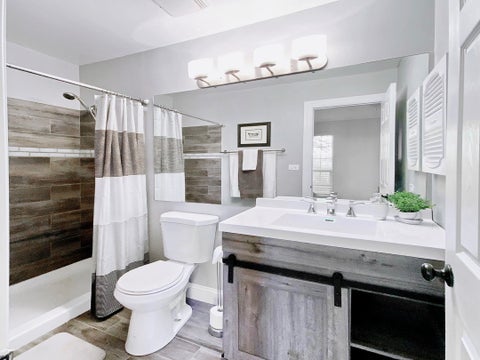 Tiny photo for 94 Golfview Drive, Glendale Heights, IL 60139 (MLS # 12792247)