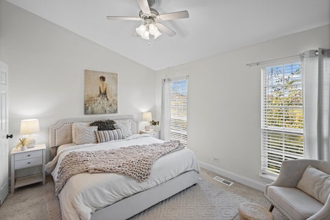 Tiny photo for 94 Golfview Drive, Glendale Heights, IL 60139 (MLS # 12792247)