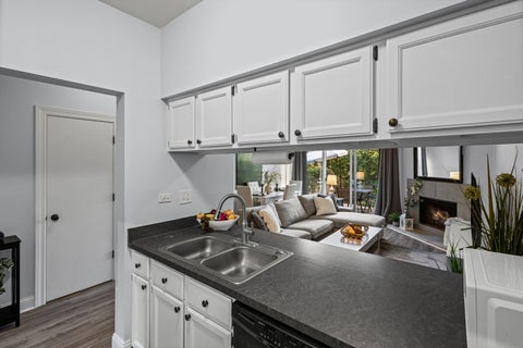 Tiny photo for 94 Golfview Drive, Glendale Heights, IL 60139 (MLS # 12792247)