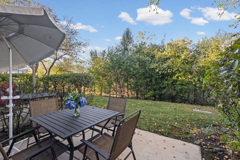Tiny photo for 94 Golfview Drive, Glendale Heights, IL 60139 (MLS # 12792247)