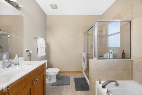 Tiny photo for 3301 S Michigan Avenue #3, Chicago, IL 60616 (MLS # 12593540)